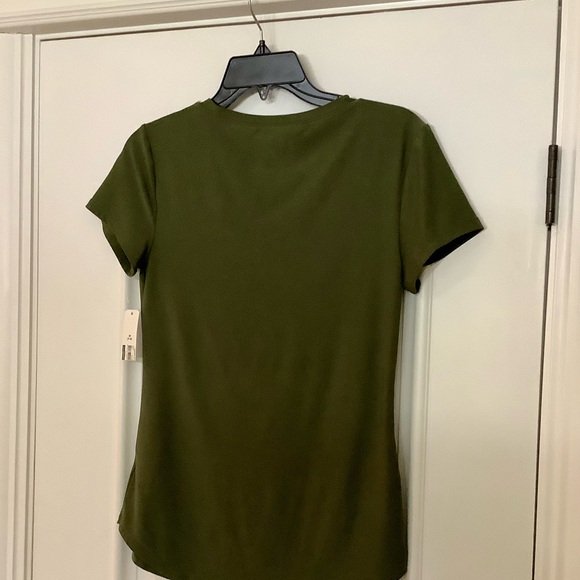 Olive green vneck soft top. Sz 9. NWT in womens this = Sz 6 - Picture 2 of 2